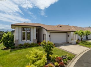 3477 Avalon Dr UNIT 121, Hood River, OR 97031