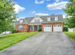6133 Morning Glory Dr, Roanoke, VA 24012