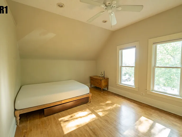 3401 Polk St NE — Photo 7
