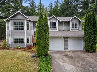 270 E Fairfield Ct, Shelton, WA 98584