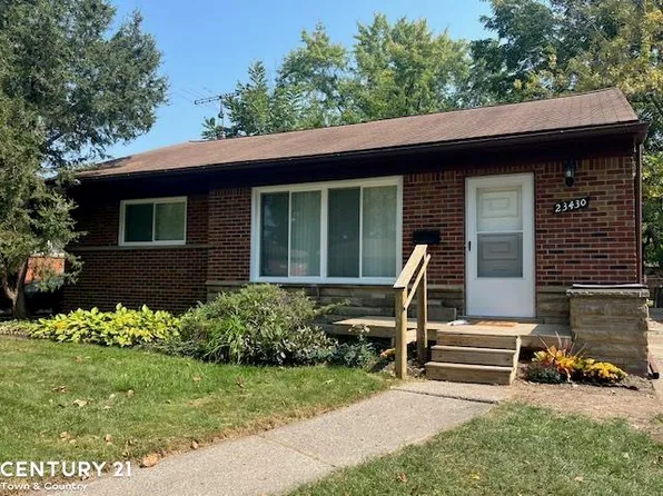 23430 Church St, Oak Park, MI 48237