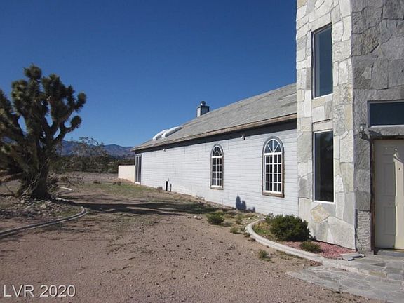 3rd image of 9355 Dorenne St #0