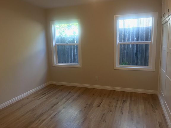 4th image of 5327 Palm Ave