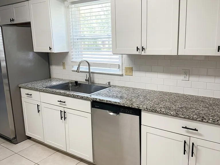 4558 Papaya Dr — Photo 6