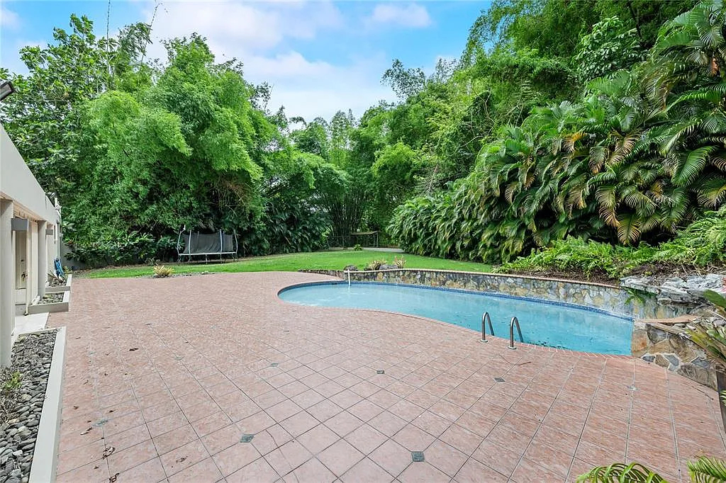 5 bed, 5.0 bath, 3305 sqft, $7,000 — Photo 3