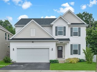 269 S Pointe Ave, South Elgin, IL 60177