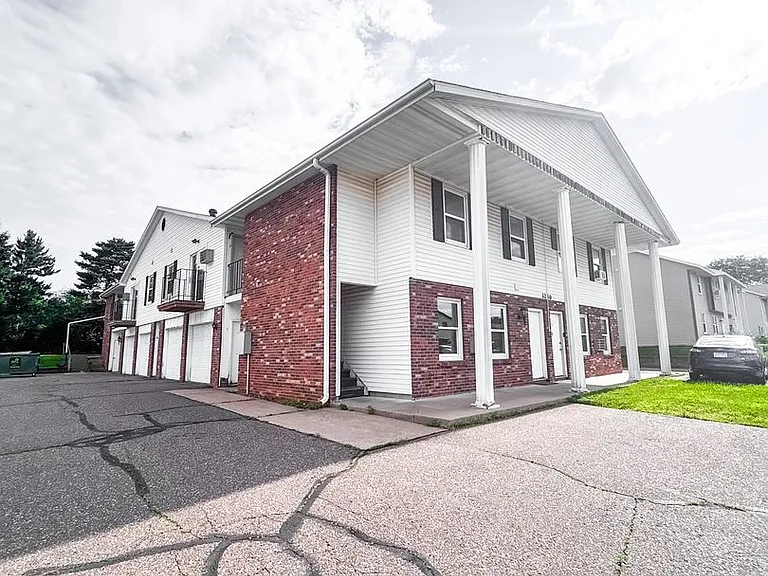 3210 Oak Knoll Dr — Photo 10