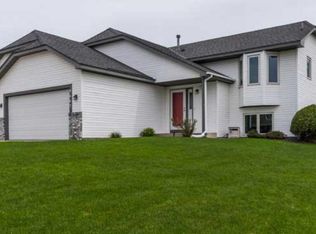 9662 Indian Blvd S, Cottage Grove, MN 55016