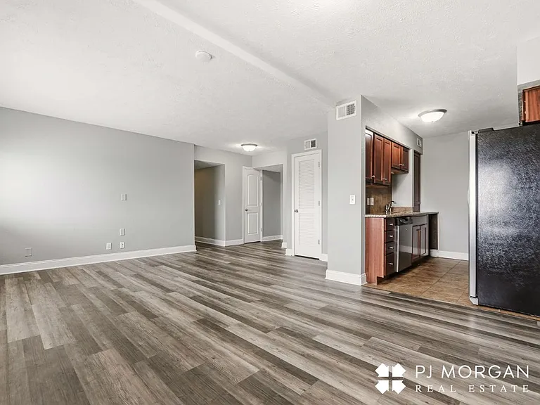 Mill Pointe — Photo 84