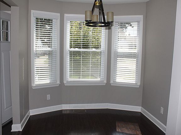 5th image of 1831 Brookwood Ave