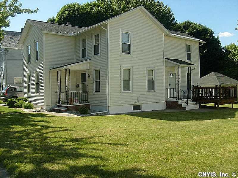 251 Seymour St, Auburn, NY 13021 Zillow