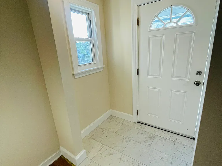 87 S Quinsigamond Ave #2 — Photo 11