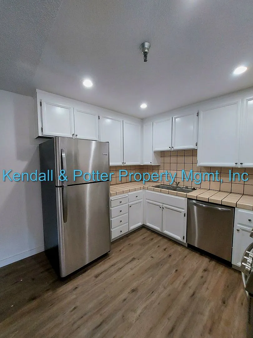 Building Photo - 375 Clifford Ave #321