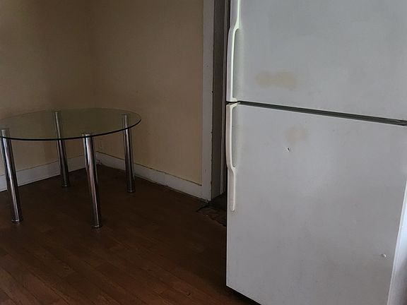 4th image of 800.5 Virginia Ave