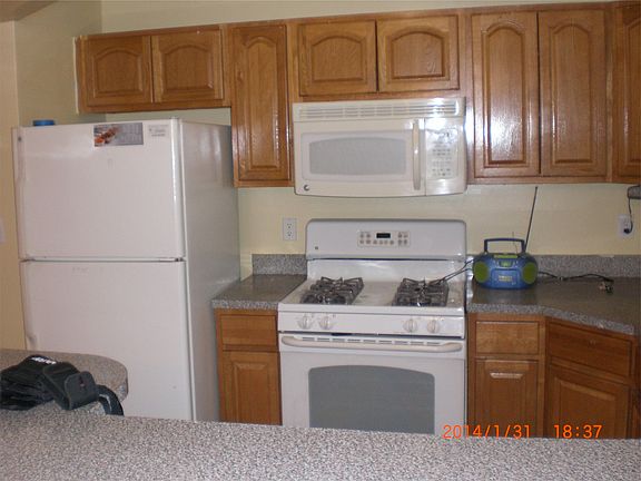 2nd image of 2939 Grace Ave #1