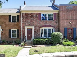8324 Garfield Ct, Springfield, VA 22152