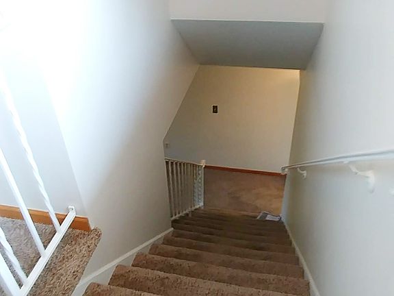 5th image of 8617 N Zinnia Way #1