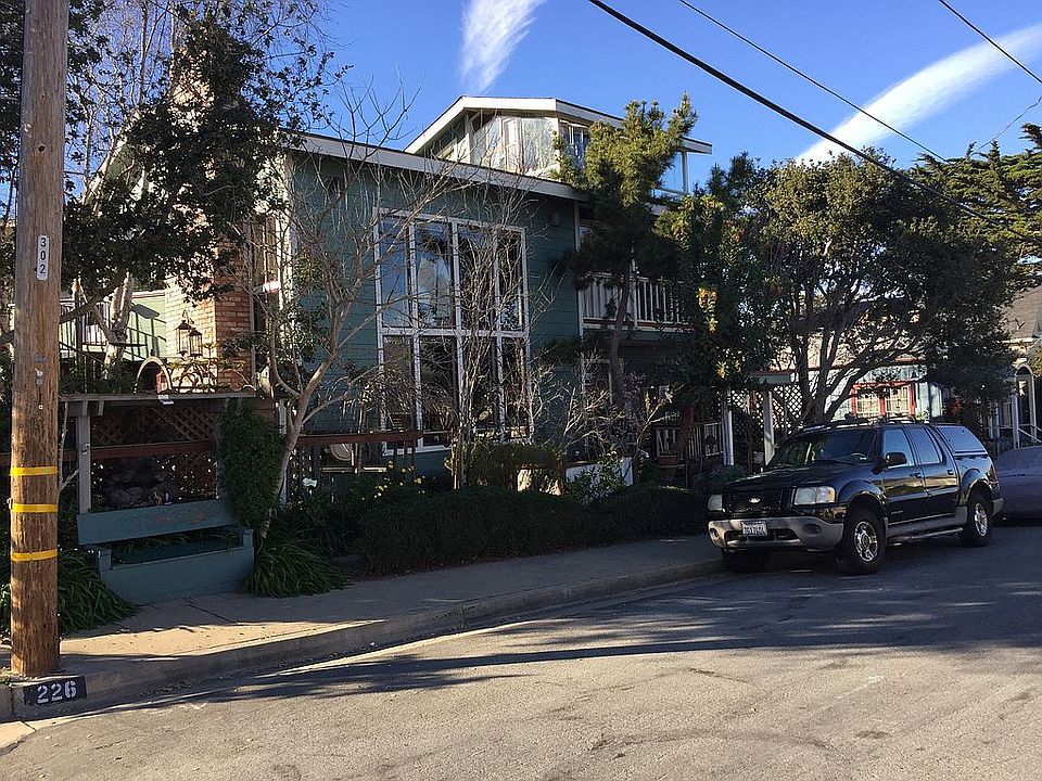 2nd image of 226 Granite St