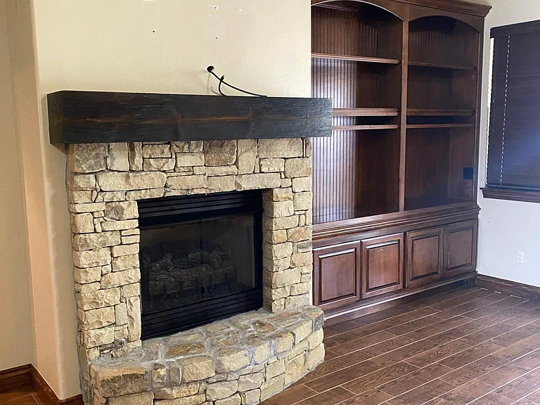 2817 Marigold Ln — Photo 6