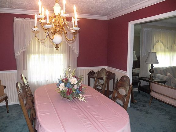2nd image of 5454 Palisades Dr