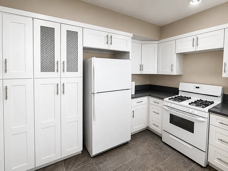 2500 Canada Blvd #2 — Photo 2