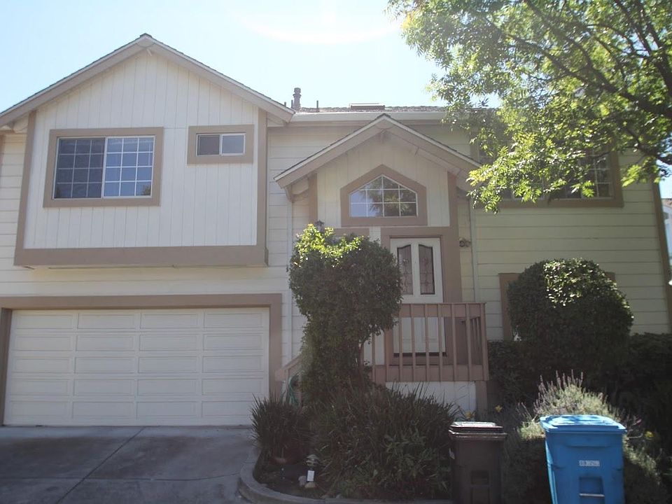 1st image of 758 Caldwell Pl