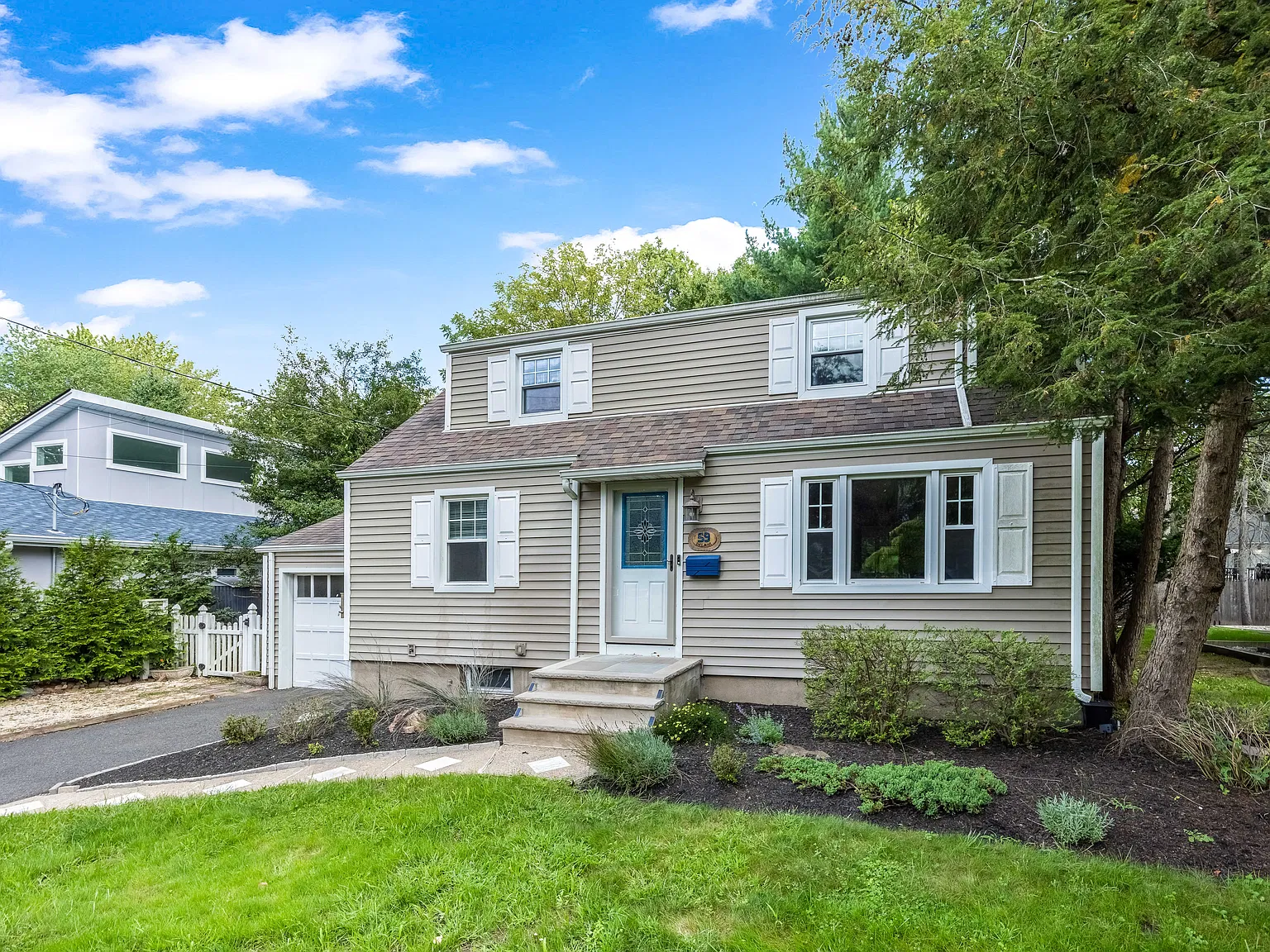 4 bed, $4,500 — Photo 3