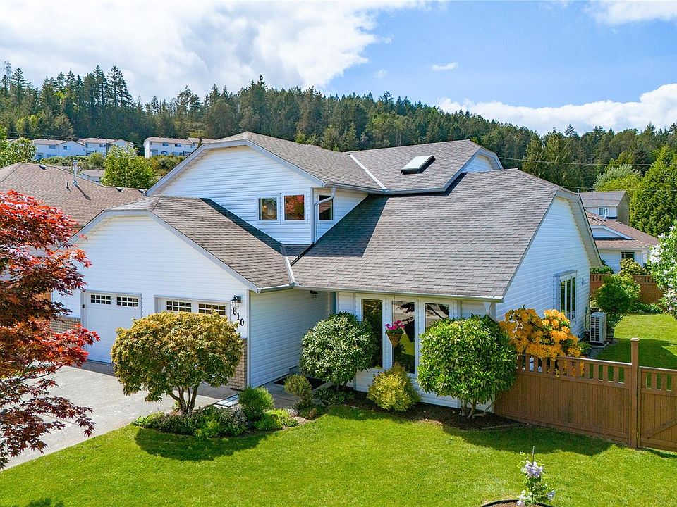 1st image of 810 Colonia Dr