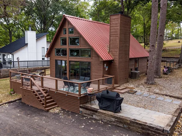 61 Rocky Point Rd, Mount Vernon, TX 75457