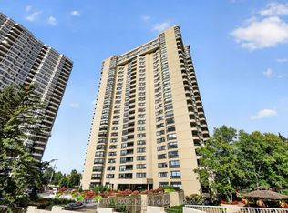 1500 Riverside Dr #2402, Ottawa, ON K1G 4J4