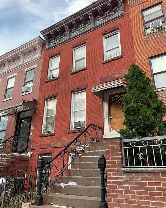 2nd image of 523 40th St