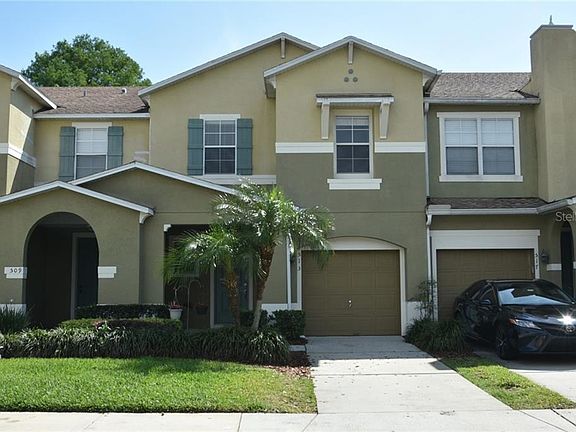 2nd image of 513 Lake Eagle Ln