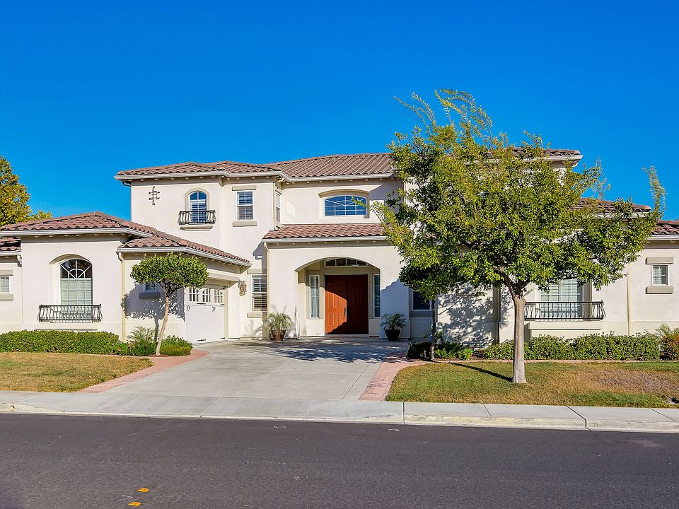 1st image of 6067 Turnberry Dr