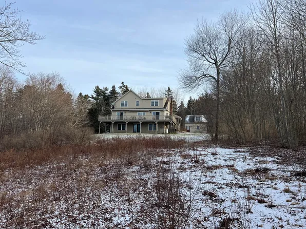 104 Raccoon Road, Cushing, ME 04563