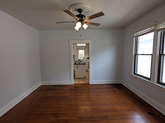5th image of 4023 Catherine Ave