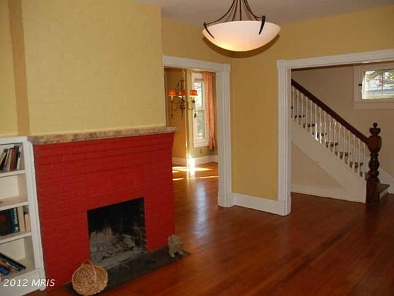 2nd image of 10547 Saint Paul St