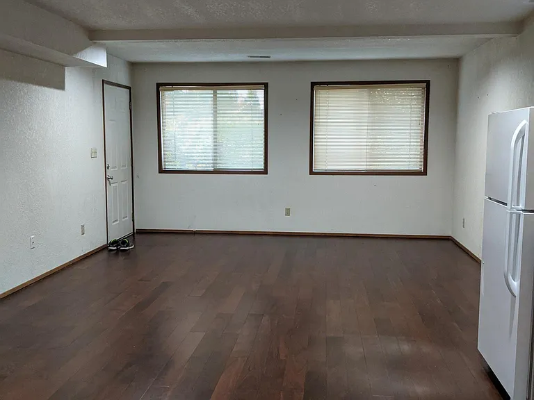 9115 Sand Point Way NE #B — Photo 4