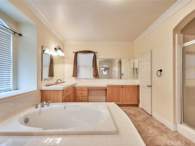 7238 San Carmela Ct — Photo 33