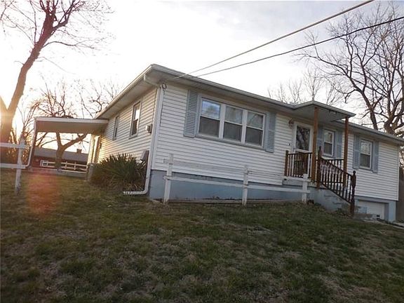2nd image of 1310 S 81st St