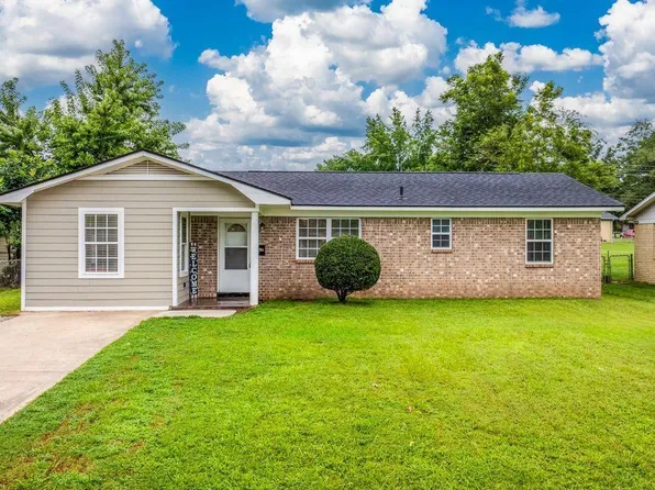 1204 Eastview Dr, Jacksonville, AR 72076