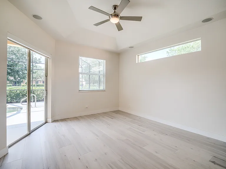 14854 Toscana Way — Photo 38