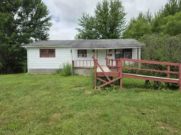 339 Clay Rd, Jefferson, OH 44047