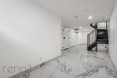 Rented by Rennit Inc.