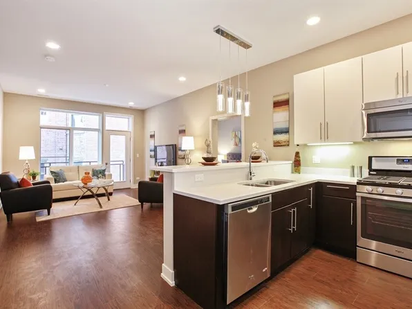 2008 Whipple, 2008 N Whipple St APT 208, Chicago, IL 60647