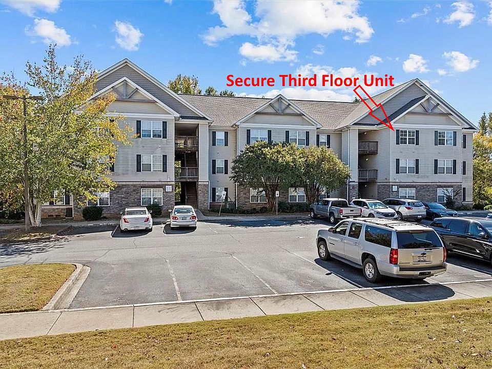 Central Building with plenty of parking