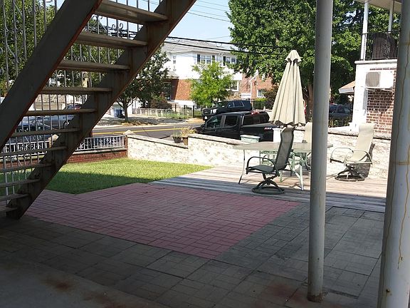4th image of 3221 Ampere Ave APT 1