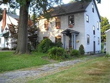 1st image of 4025 Howard St