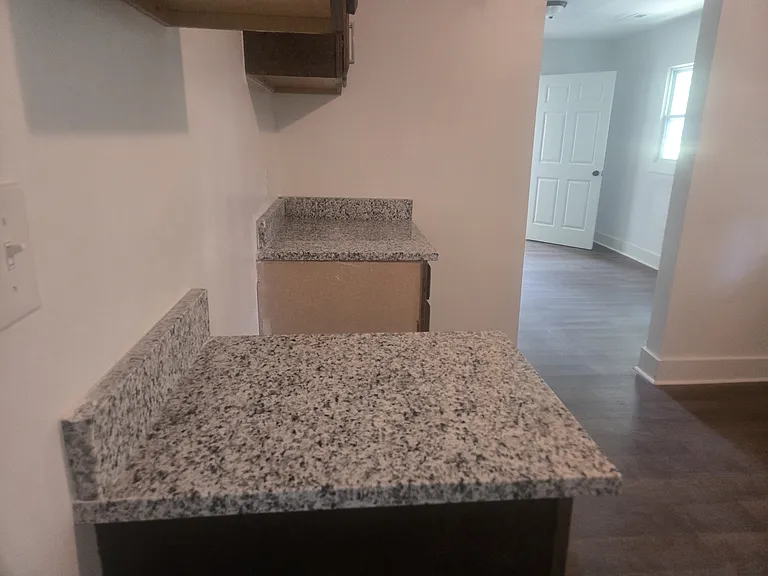 617 Gurley St — Photo 23