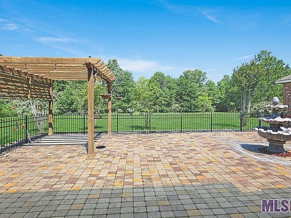 5th image of 12063 Indigo Dr
