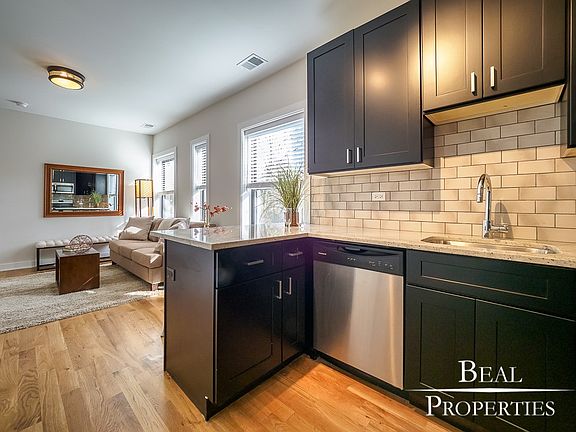4th image of 2201 W Eastwood Ave APT 3W